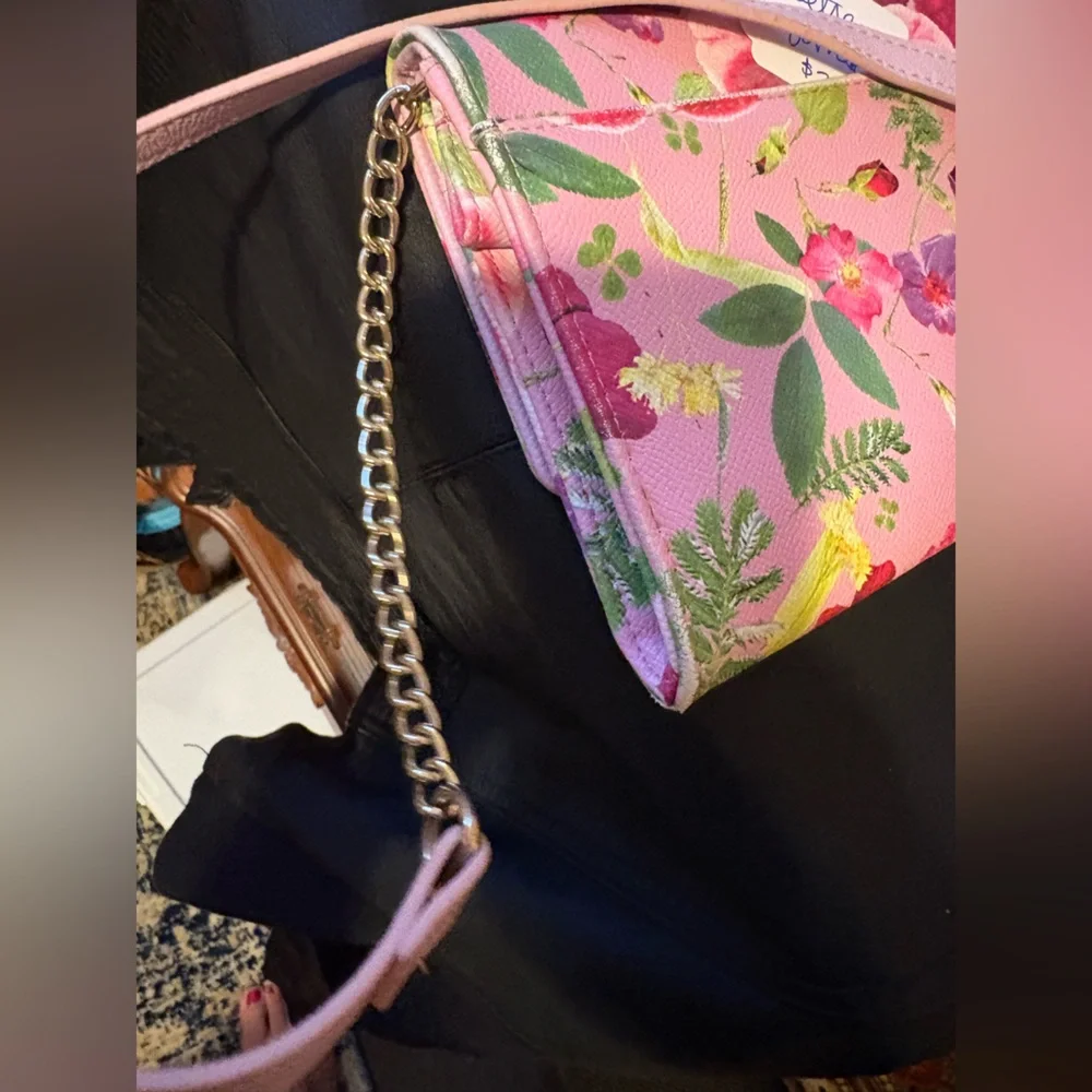 Betsey Johnson Pink Floral Crossbody Bag - Picture 8 of 10